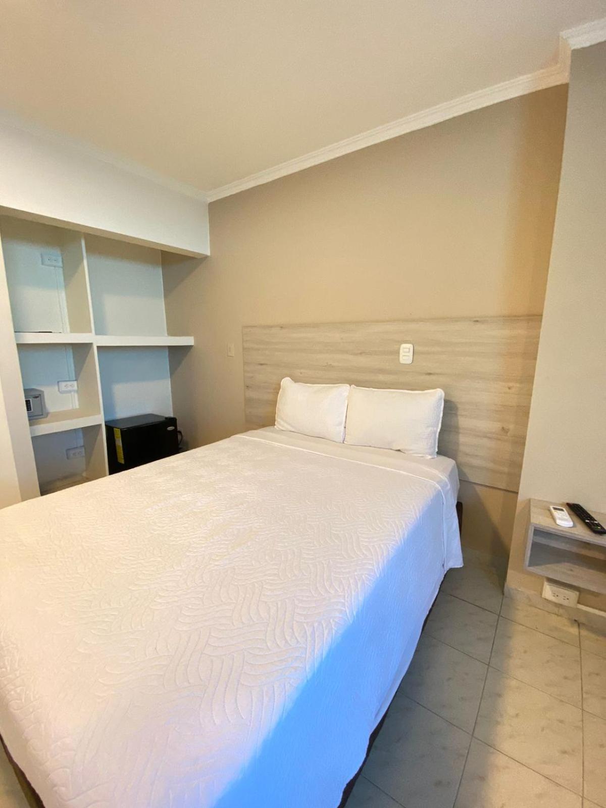 Holiday Sai Hotel San Andres  Ruang foto